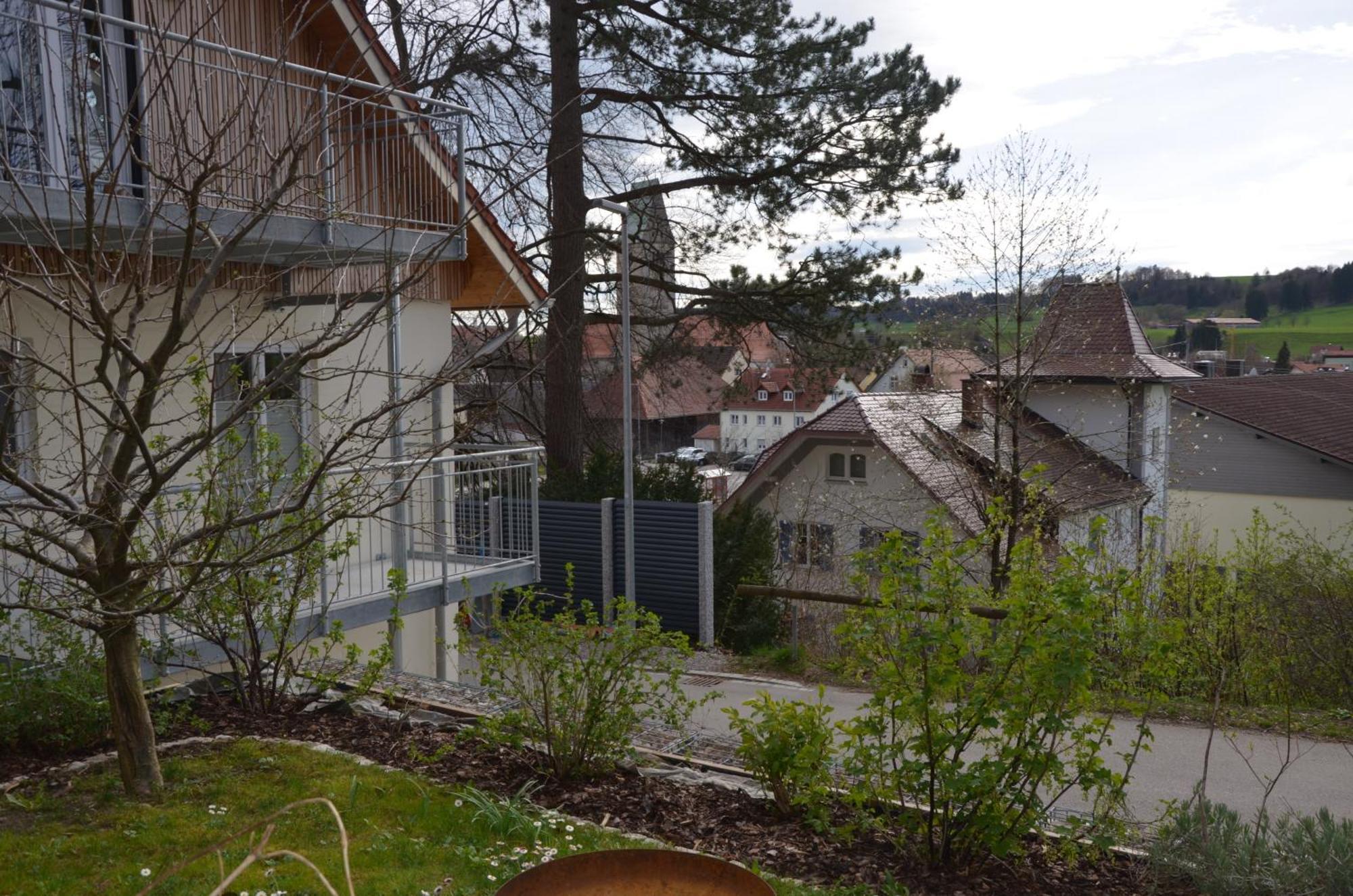 OberguenzburgBeim Bergschreinerアパートメント エクステリア 写真